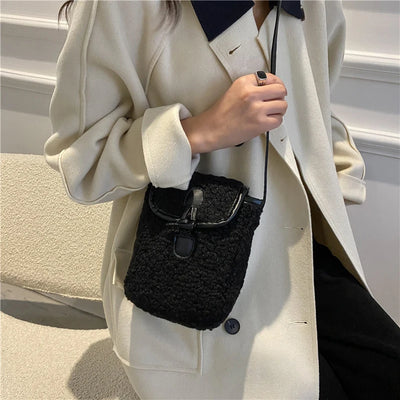 One Shoulder Crossbody Bag Small Square Bag