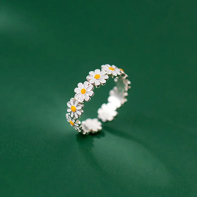 Cute Daisy Flowers Rings