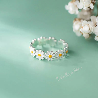 Cute Daisy Flowers Rings